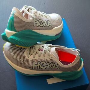 Hoka Mach X2 Womens 6.5B